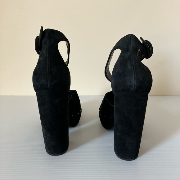 SOLD - Picture 4 of 10